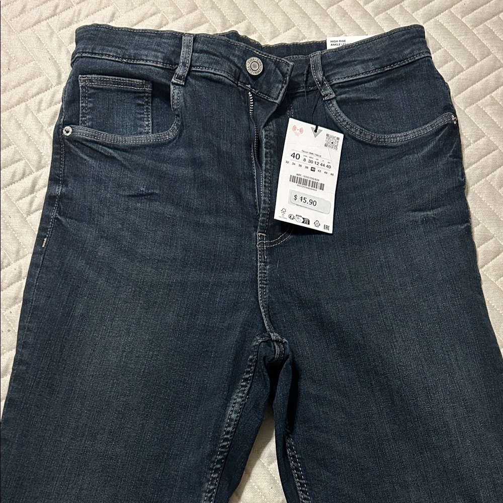 Zara sculpt Blue Jeans